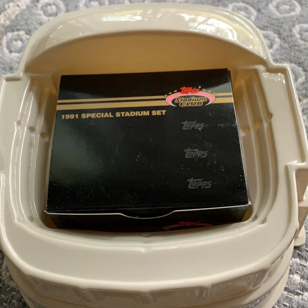 1991 Topps Stadium Club Special Stadium Set - Complete In Original Box